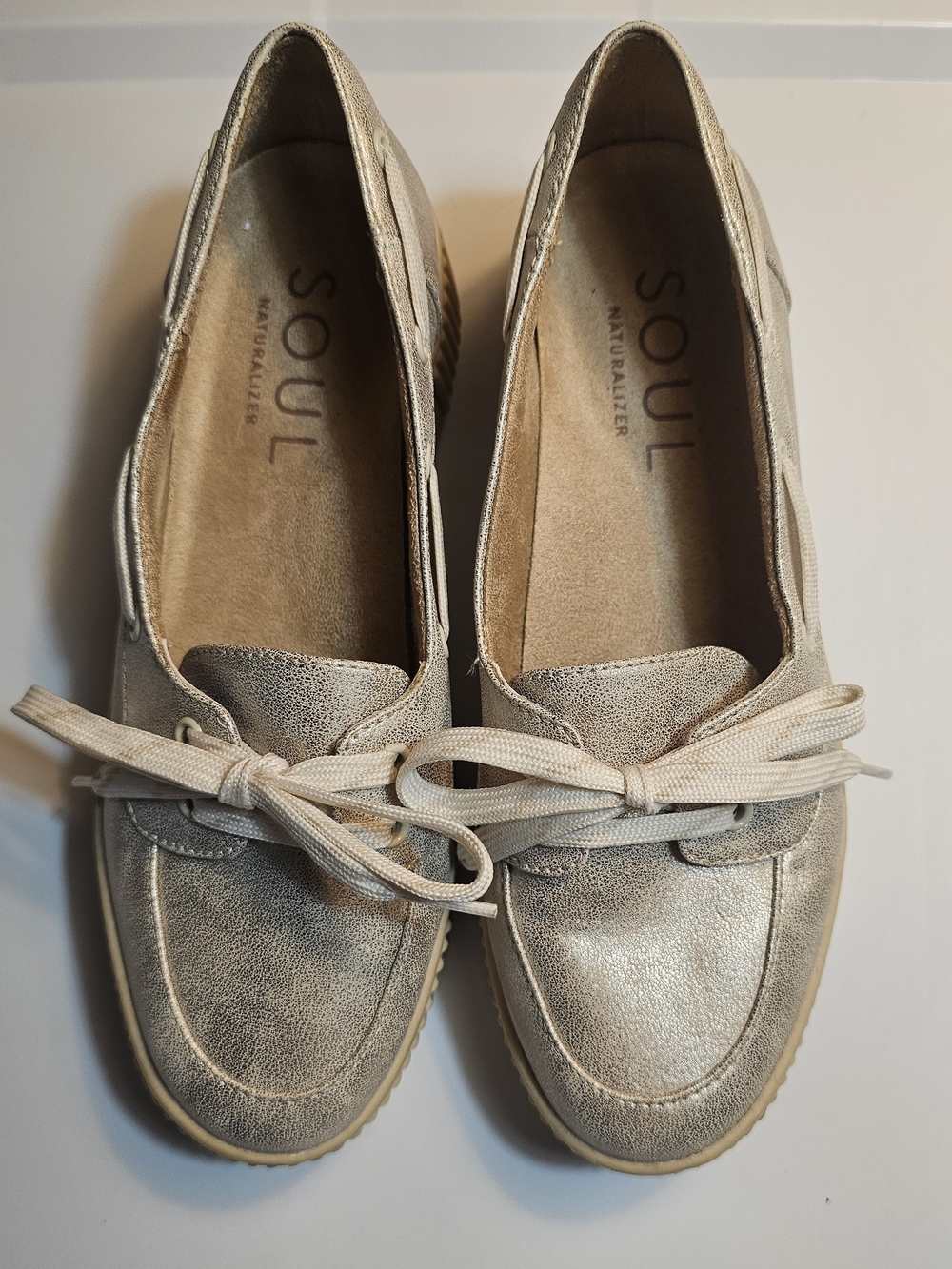 SOUL Naturalizer Women's Metallic Gold Bow-Detail Slip-Ons